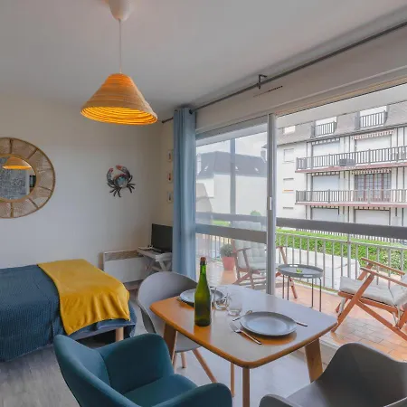 Apartment Les Cormorans By Interhome *