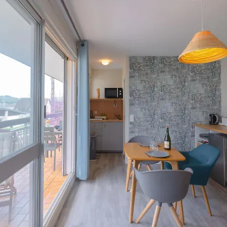 아파트 Les Cormorans By Interhome
